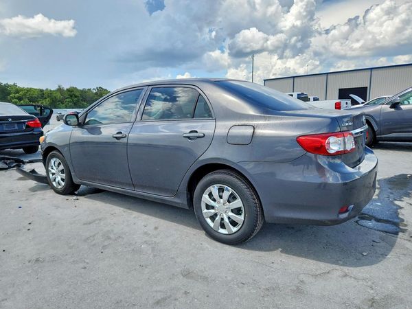2013 TOYOTA COROLLA