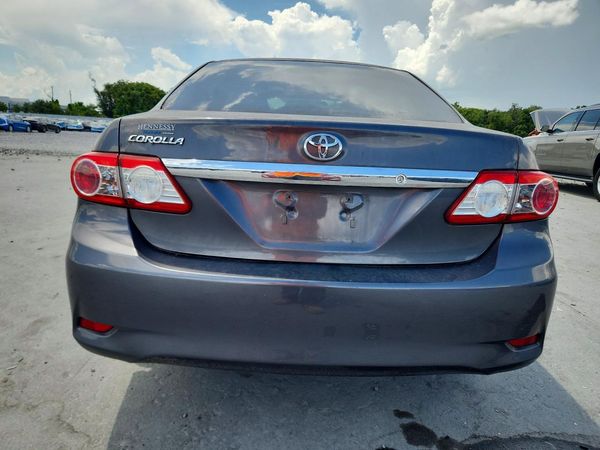 2013 TOYOTA COROLLA