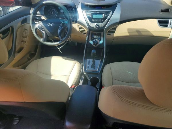 2013 HYUNDAI ELANTRA