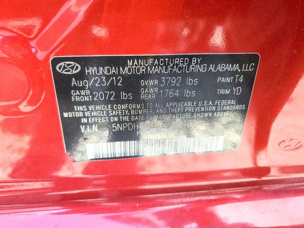 2013 HYUNDAI ELANTRA