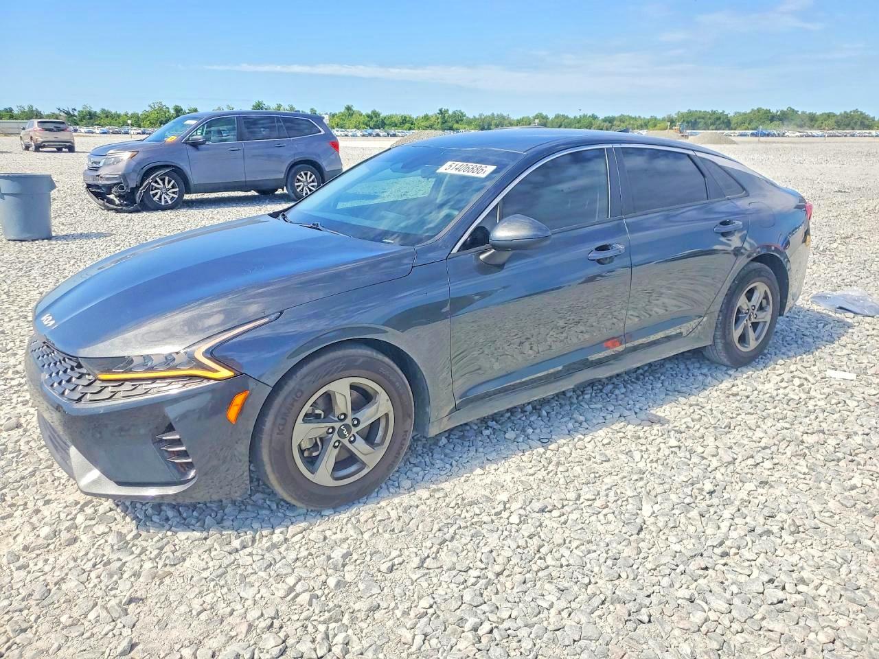 2022 KIA K5 LXS — Front 3/4