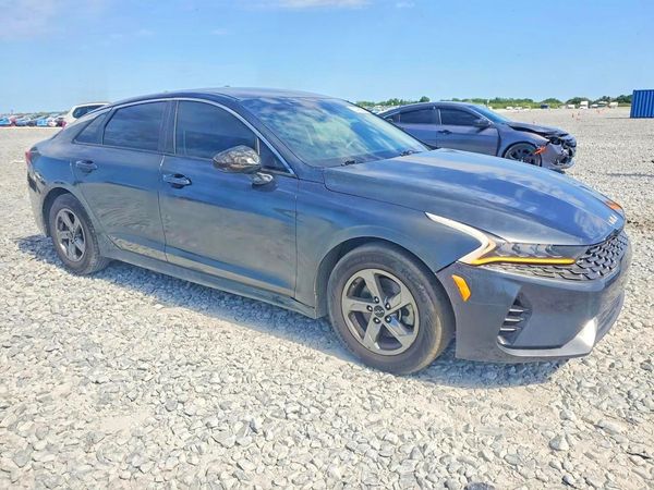 2022 KIA K5 LXS — Passenger 3/4