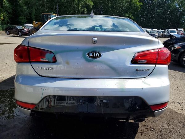 2016 KIA FORTE KOUP