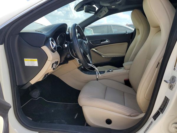 2014 MERCEDES-BENZ CLA CLA250 4MATIC