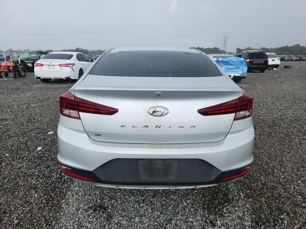 2019 HYUNDAI ELANTRA SE