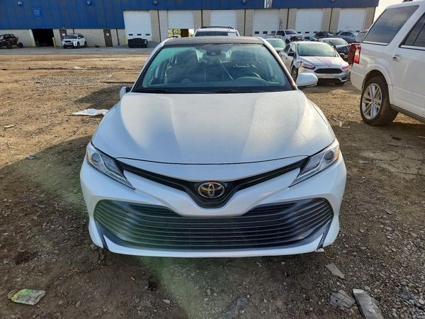 2019 TOYOTA CAMRY