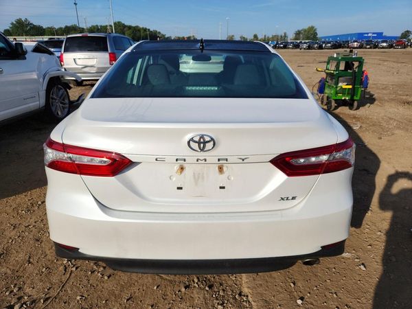 2019 TOYOTA CAMRY