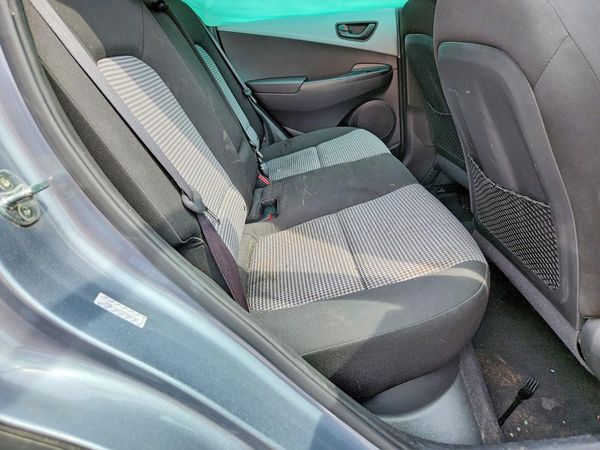 2021 HYUNDAI KONA
