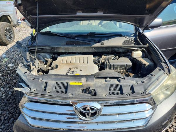 2013 TOYOTA HIGHLANDER Base/Hybrid
