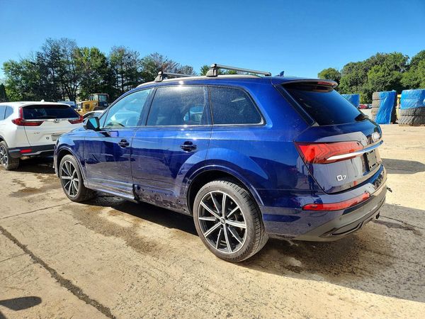 2021 AUDI Q7