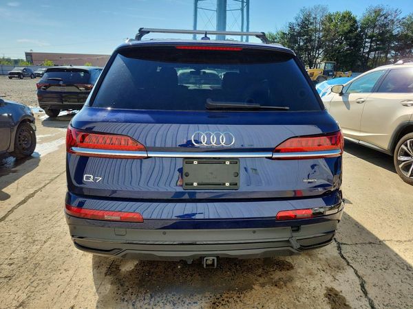 2021 AUDI Q7