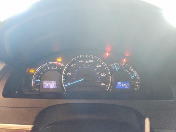2014 TOYOTA CAMRY