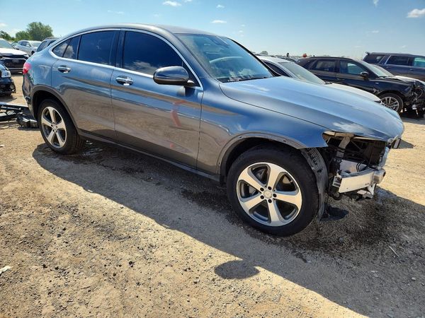 2017 MERCEDES-BENZ GLC COUPE GLC300-4M