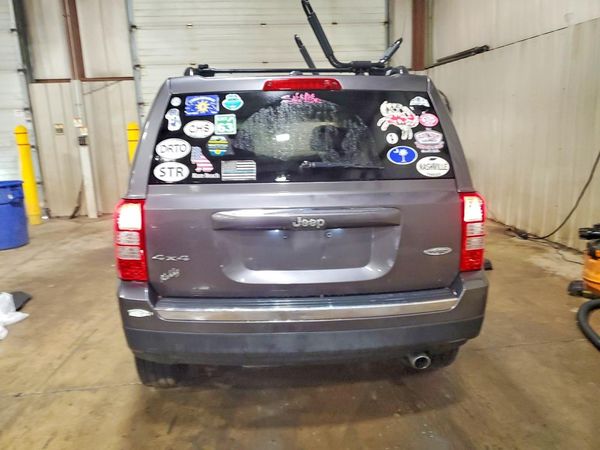 2016 JEEP PATRIOT Latitude