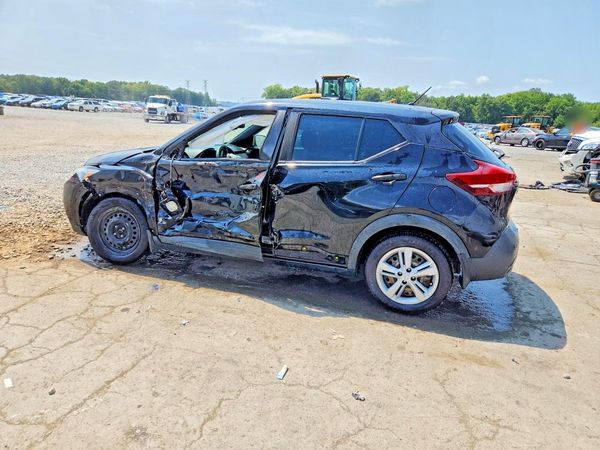 2020 NISSAN KICKS
