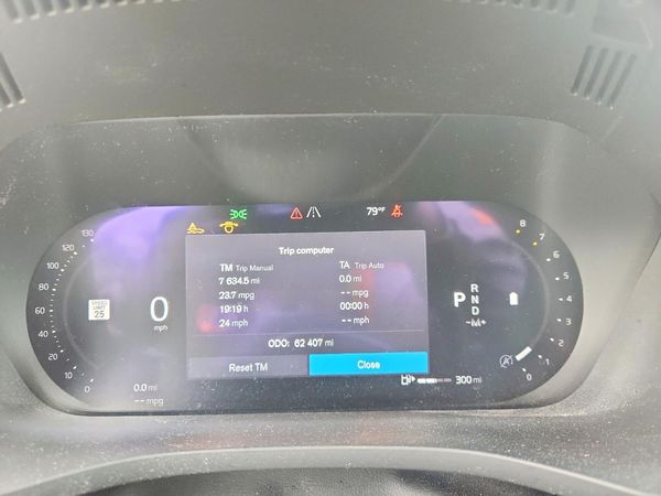 2022 VOLVO XC60