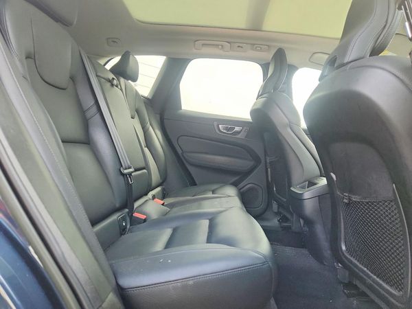 2022 VOLVO XC60