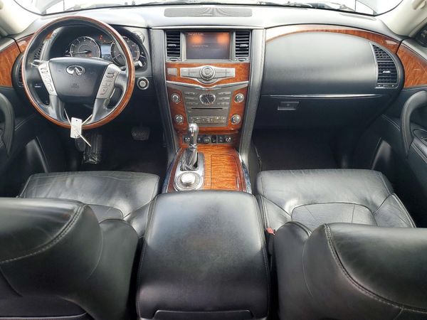 2016 INFINITI QX80