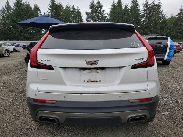 2020 CADILLAC XT4 Premium Luxury