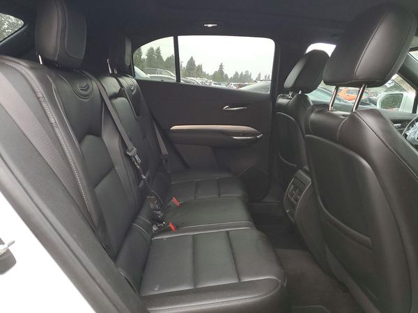 2020 CADILLAC XT4 Premium Luxury