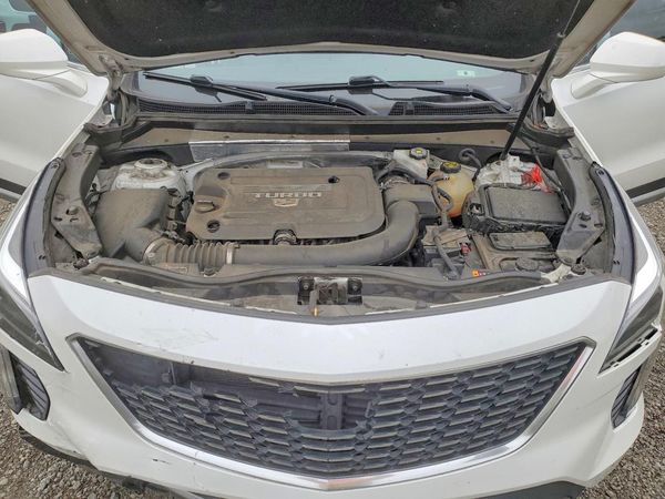 2020 CADILLAC XT4 Premium Luxury