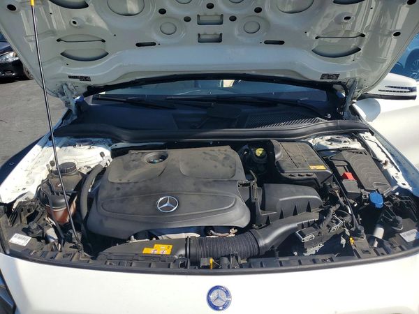 2015 MERCEDES-BENZ GLA GLA250 4-MATIC