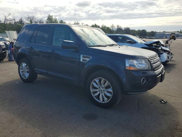 2013 LAND ROVER LR2 HSE — Passenger 3/4