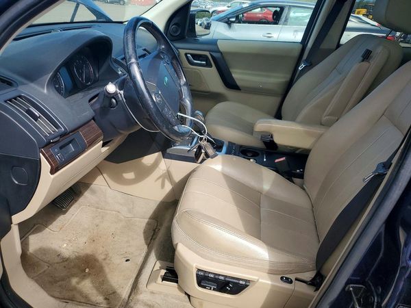 2013 LAND ROVER LR2 HSE — DENT