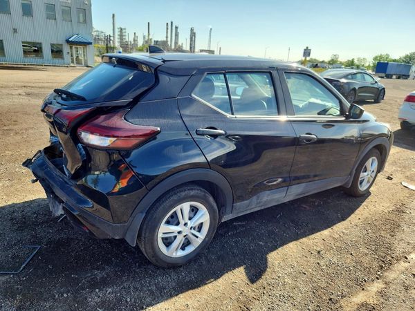 2025 NISSAN KICKS PLAY S