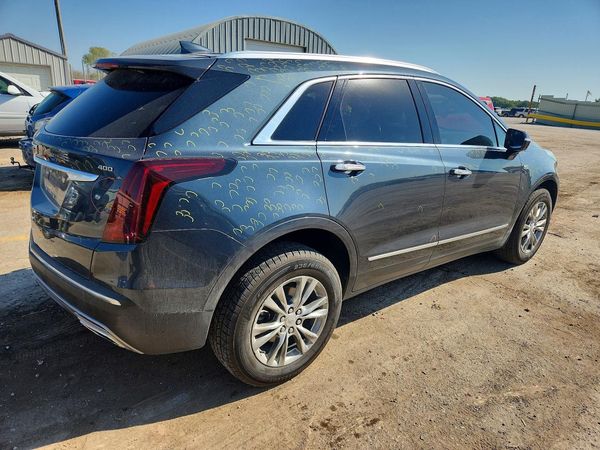 2020 CADILLAC XT5