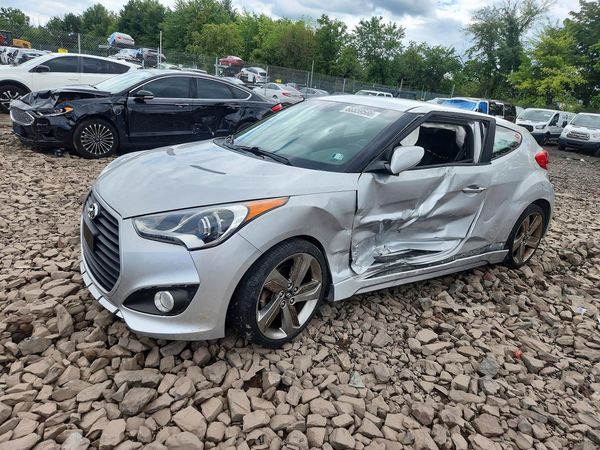 2013 HYUNDAI VELOSTER