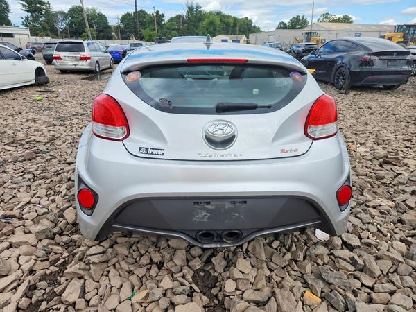 2013 HYUNDAI VELOSTER