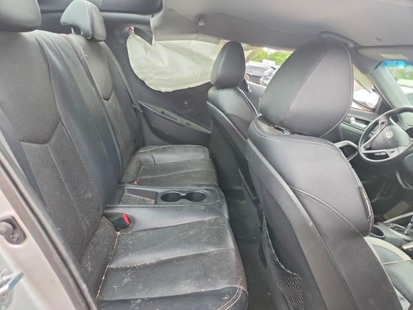 2013 HYUNDAI VELOSTER