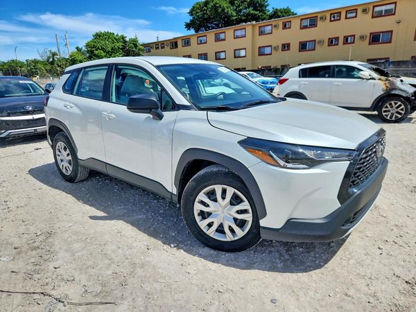2025 TOYOTA COROLLA CROSS