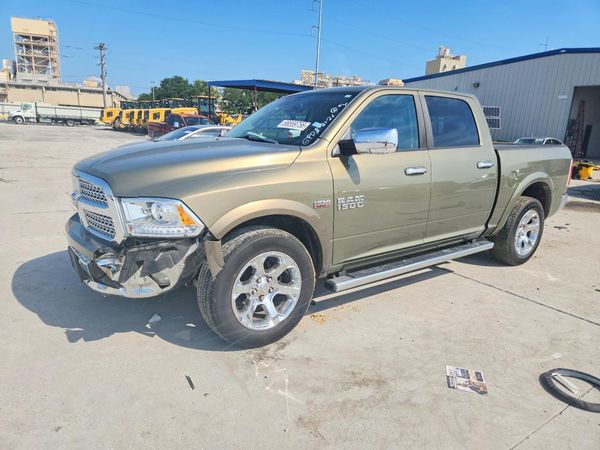 2015 RAM 1500 Laramie