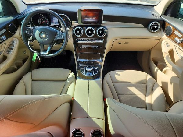 2019 MERCEDES-BENZ GLC GLC300