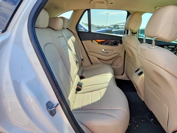 2019 MERCEDES-BENZ GLC GLC300