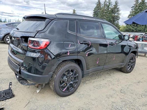 2026 JEEP COMPASS Latitude/North