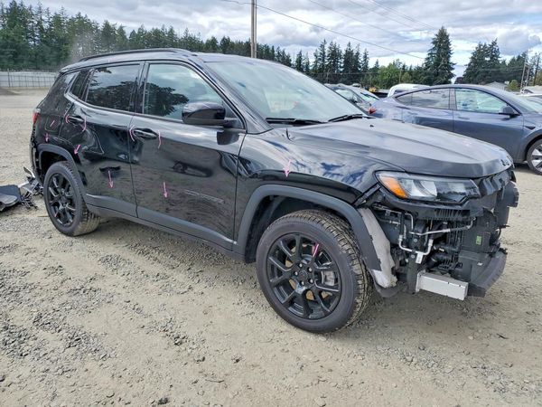 2026 JEEP COMPASS Latitude/North