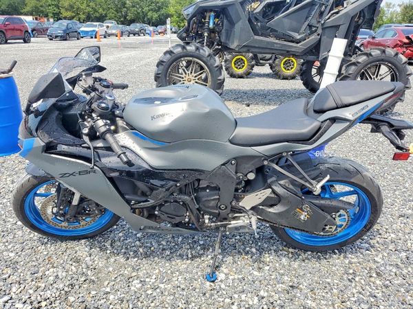 2026 KAWASAKI ZX636