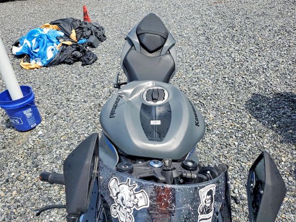 2026 KAWASAKI ZX636