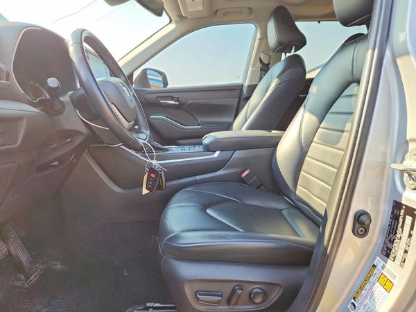 2022 TOYOTA HIGHLANDER