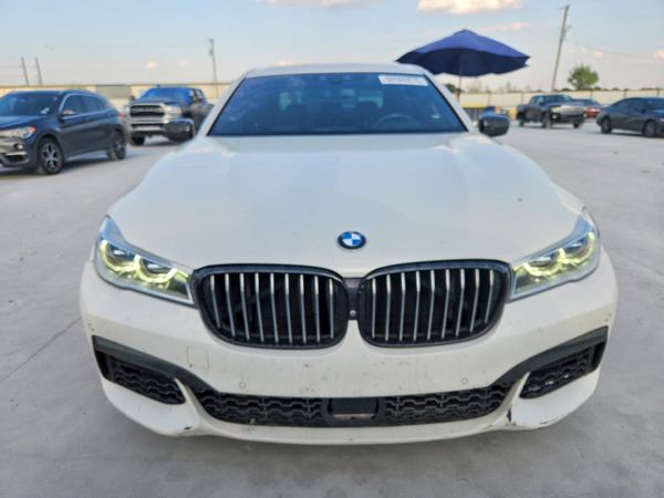 2019 BMW 750