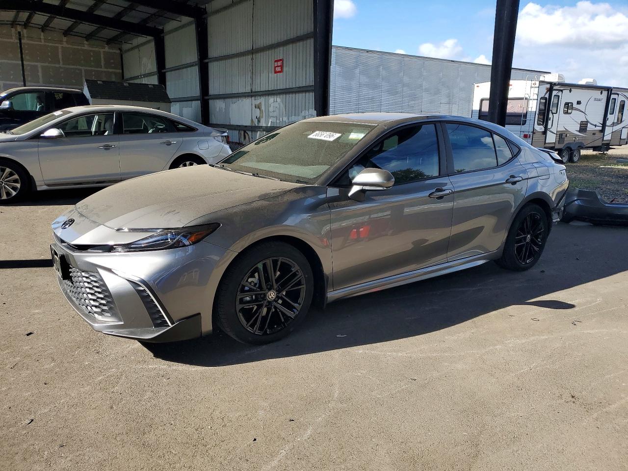 2025 TOYOTA CAMRY