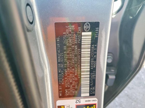 2025 TOYOTA CAMRY