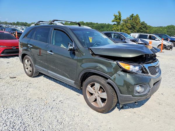 2013 KIA SORENTO