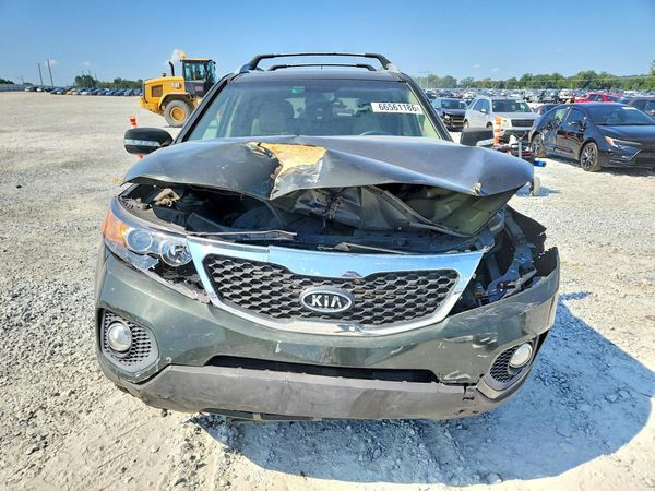 2013 KIA SORENTO