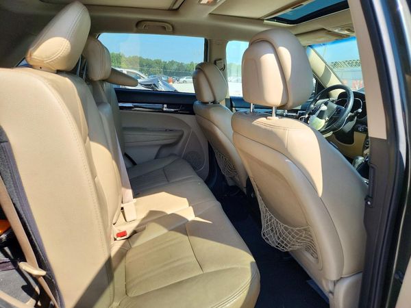 2013 KIA SORENTO