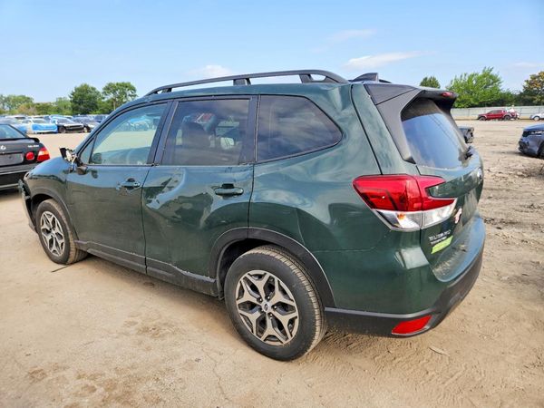 2024 SUBARU FORESTER Premium