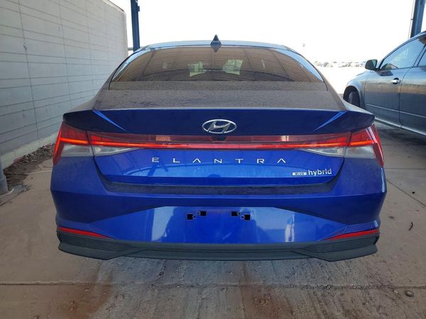 2023 HYUNDAI ELANTRA